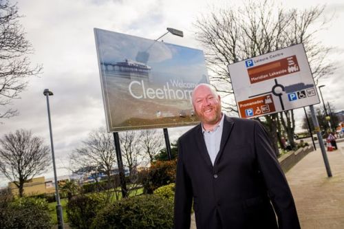 former Inspector Scott Snowden Works for Council